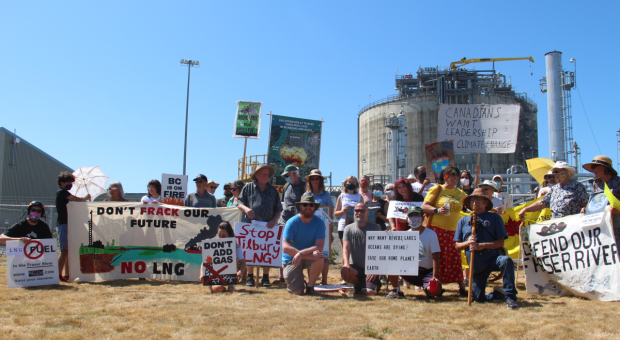 Protest to stop Tilbury LNG on the Fraser River